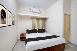 Hotel O Fabulous A/c deluxe rooms - Bangalore - 9