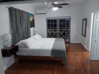 Tim Pappies Nature Lodge - Alex's Place - 8