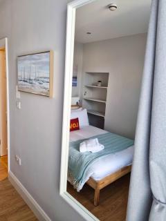 Graded Seaside Apt by the Harbour - Princess Red 2 - 4