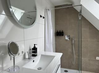 Bergblick Apartment - Messe-nah - Ideal für Business & Urlaub - Keine Monteure - 1