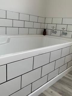 Seaview on Sealy Apartment - 3