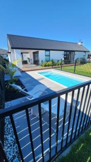 Relaxing coastal home with pool and spa - 1