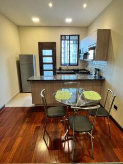 Moderno Céntrico, tu refugio ideal en Cochabamba 1 - 3