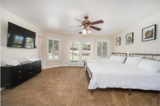 Your Poolside Hideaway - 2