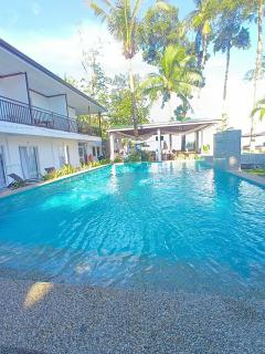 Casa Loubel Beach Resort - 8
