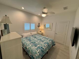 Bean Point Beach Cottage Anna Maria - 5