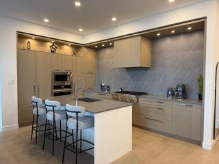 Luxury Penthouse in Kelowna BC - 7