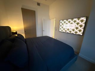 Luxury Penthouse in Kelowna BC - 4