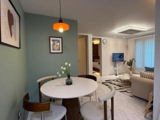 Newly opened - AurYeon - 7min walk from Yeonsinnae station line3, 6, GTX-A, neat&cozy,free parking, Wifi, Netflix - 6