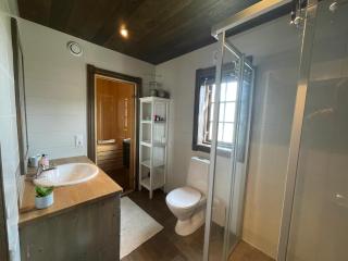 Mountain Retreat Near Hiking And Skiing - 2