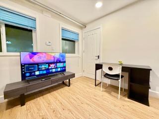 Private Guest Suite, Two Parking Spaces - 2