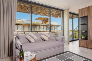 Luxury Loft - Jacuzzi, Gym, Sauna, Infinity-Pool, Jungle View - 3