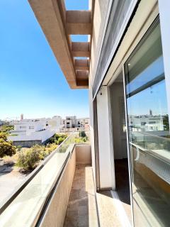 Abilia Suite - À Proximité de l'Aéroport - Confort et Élégance - 1