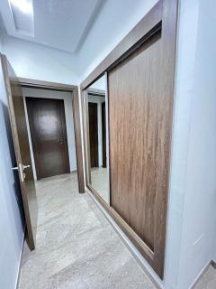 Abilia Suite - À Proximité de l'Aéroport - Confort et Élégance - 9