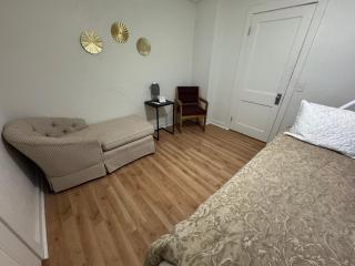 Sunset Cornfield Oasis - 7