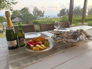 The Oasis Bukura - Beautiful Beachfront Villa - 0