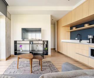 Lujoso Depto con vista y ubicación espectacular - 2