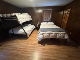 Prime 1BR- Minutes to Toledo, Sylvania and MI - 1