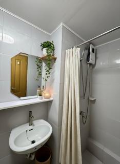 Cozy Stay in Dumaguete City FREE Pool & Gym - 8