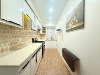 Private Guest Suite, One Parking Space - 3