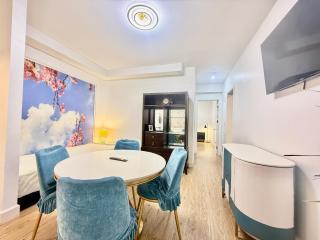 Private Guest Suite, One Parking Space - 0