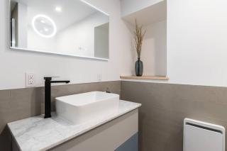 Unique 1847 Heritage Retreat - Garden - 2 Parkings - 9