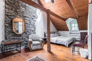 Unique 1847 Heritage Retreat - Garden - 2 Parkings - 8