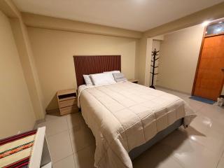 Tres Cruces Private Rooms - 9