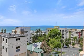 Kings Beach Ocean Views Apartment - 8