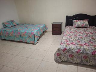 Casa amoblada compartida entre huéspedes 4 - 6