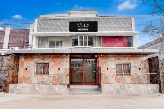 Collection O Vadodara Airport Formerly Milan Party Hall - 0