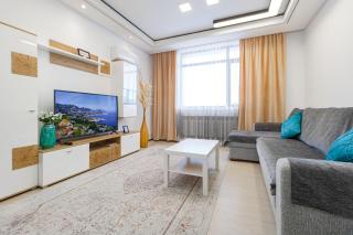 Светлые апартаменты с прекрасным видом на достопримечательности - 0