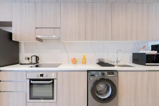 Luxe Studio Escape at Yas Golf Collection - 6