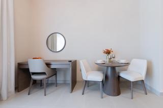 Luxe Studio Escape at Yas Golf Collection - 4