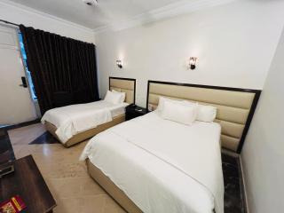 Amin Hotel Peshawar - 3