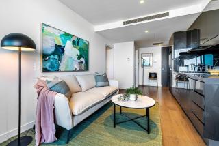 Spectacular Views Southbank Gym, Pool, Balcony - 8