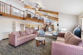 AmericInn by Wyndham Valley City Conference Center - 7