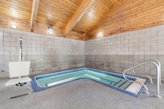 AmericInn by Wyndham Valley City Conference Center - 5