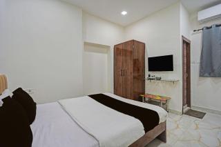 Collection O Dalhousie Square Kolkata Formerly G.N Palace - 9