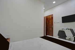 Collection O Dalhousie Square Kolkata Formerly G.N Palace - 1