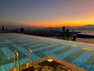 Golden Bay corner suite 2 bedroom 85m2 Free airport pick up - 0