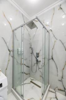 CENTRAL Avenue 2 - 2