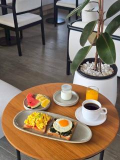 Hotel Whitt Hua Hin - 1