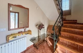 Stunning Home In Otura - 1