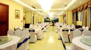 GreenTree Eastern Zigong Huashang International City Huichuan Road Hotel - 3