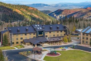 Hilton Vacation Club Cedar Breaks Brian Head - 3