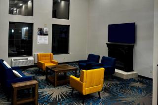 Days Inn by Wyndham Lincoln, IL - 8