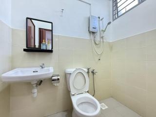 R3troHouse3 4BR 14PAX Near188Tower, HTTA, In Town - 1