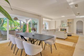 Villa La Quinta 5 Bedroom Villa with Heated Pool by Finest Rentals - 3