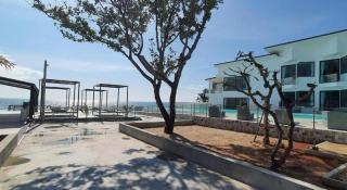 Rattana Pura Beach Resort - 2